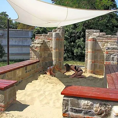 Thermal Apartmanhaz Komárom