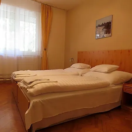 Thermal Apartmanhaz Komárom