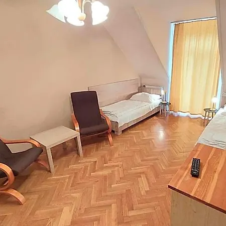 Thermal Apartmanhaz Komárom